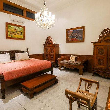 Rumah Pesik Art & Heritage Hotel Gondowulung Экстерьер фото
