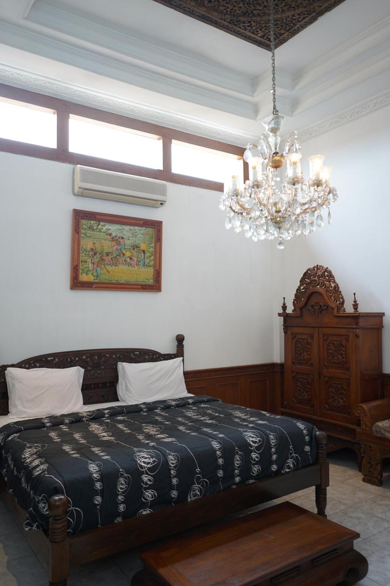 Rumah Pesik Art & Heritage Hotel Gondowulung Экстерьер фото