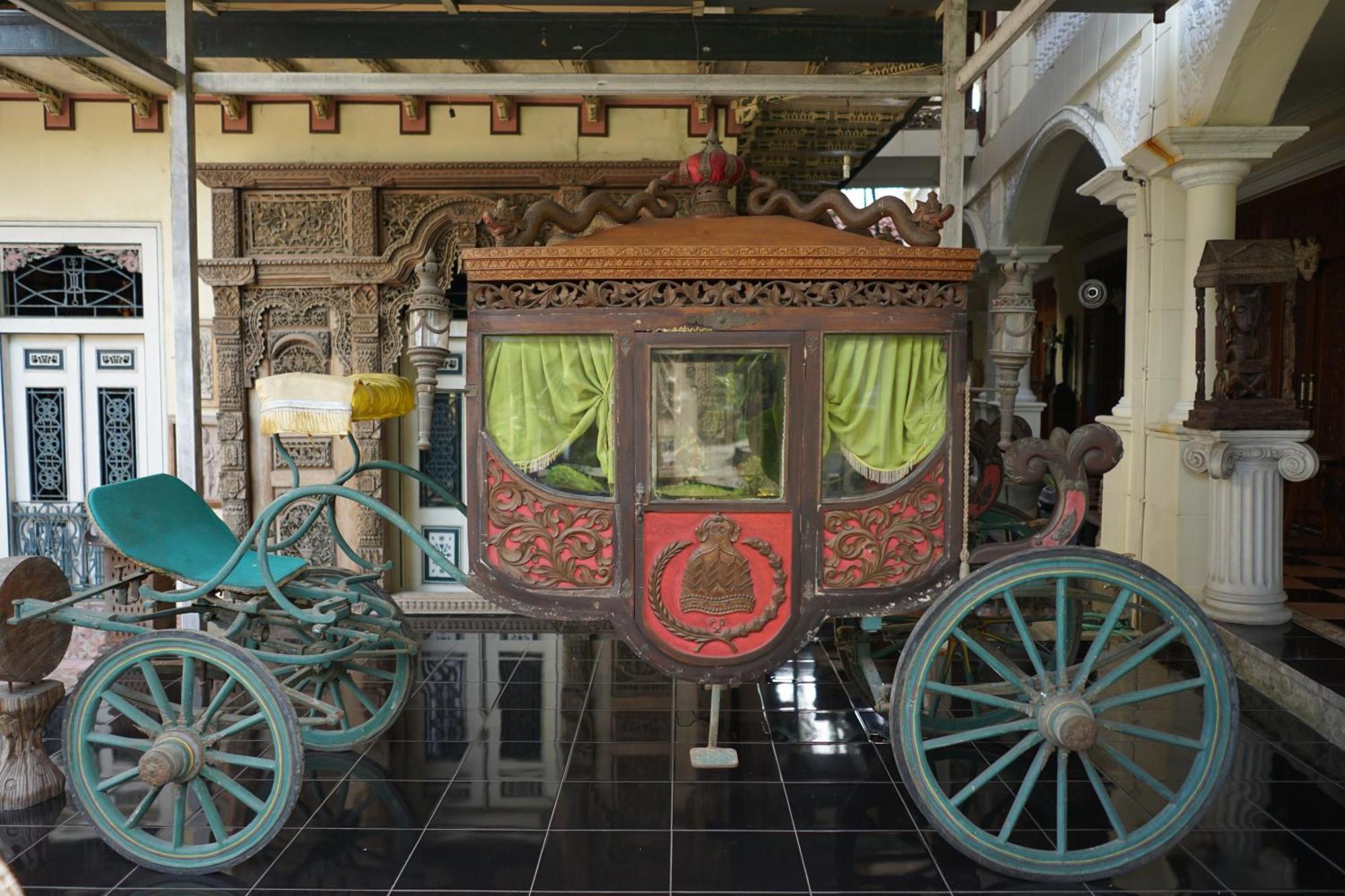 Rumah Pesik Art & Heritage Hotel Gondowulung Экстерьер фото